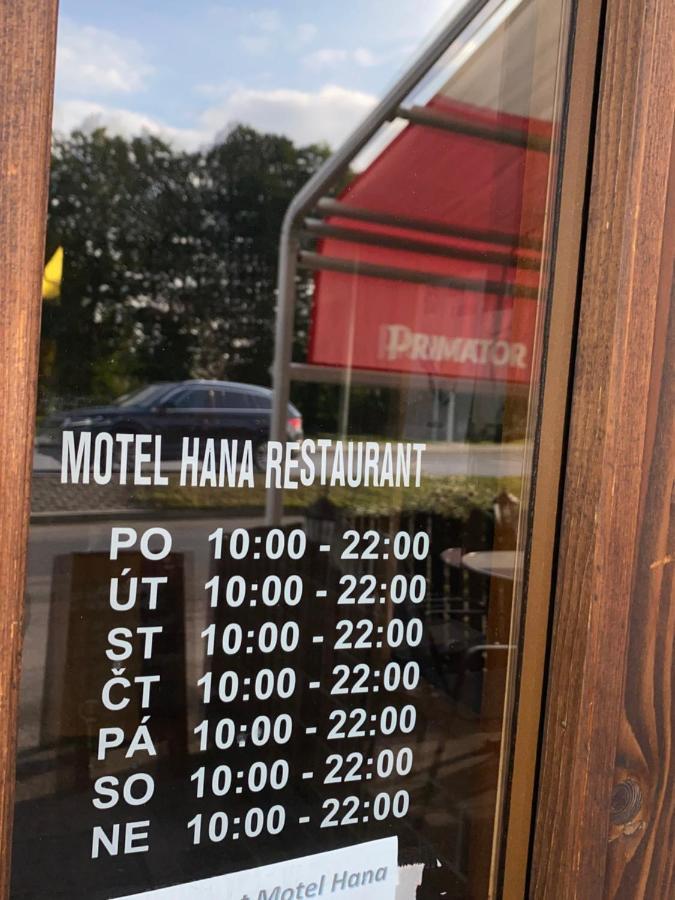 Restaurant Motel Hana Barbara Gastro Sro Ostretin Экстерьер фото